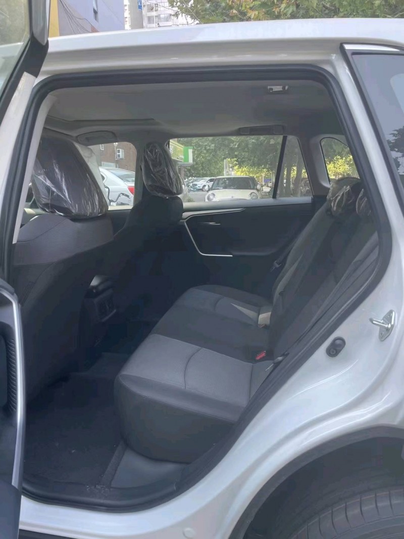 石家庄22年丰田RAV45