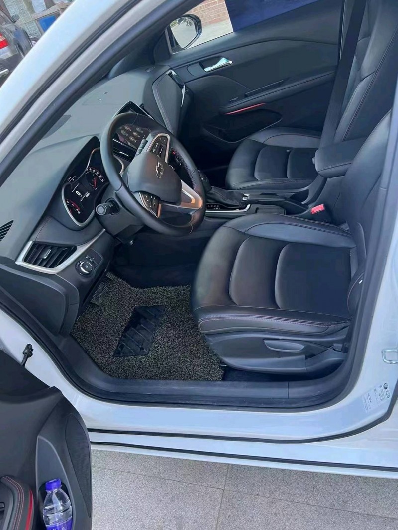 徐州20年雪佛兰科鲁泽5