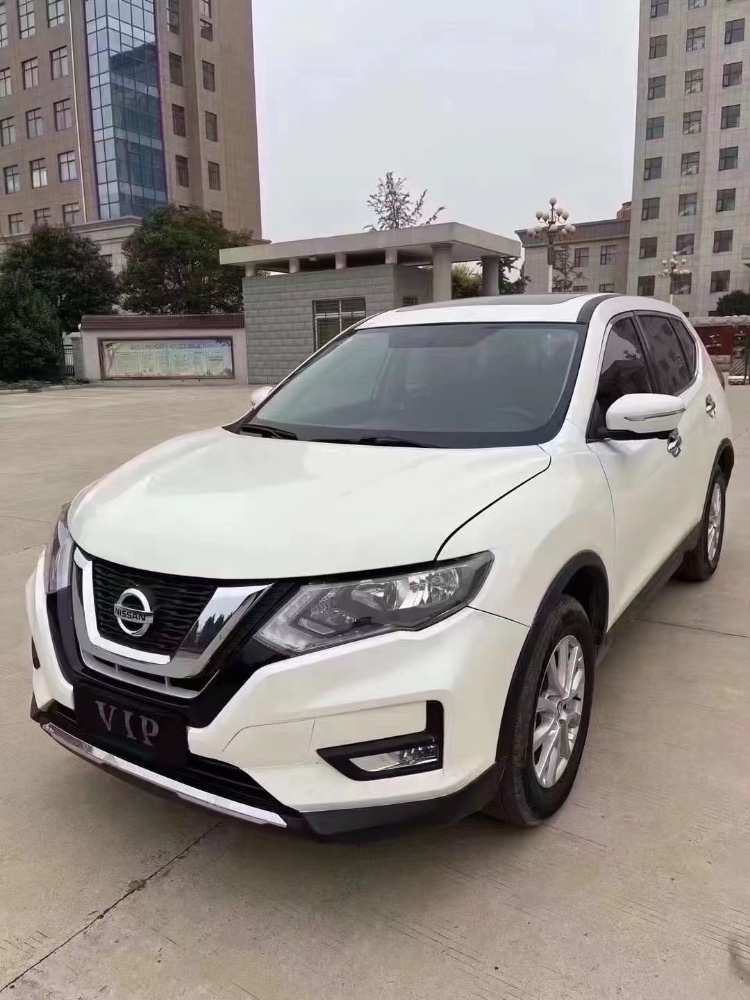 安陽19年日產奇駿7