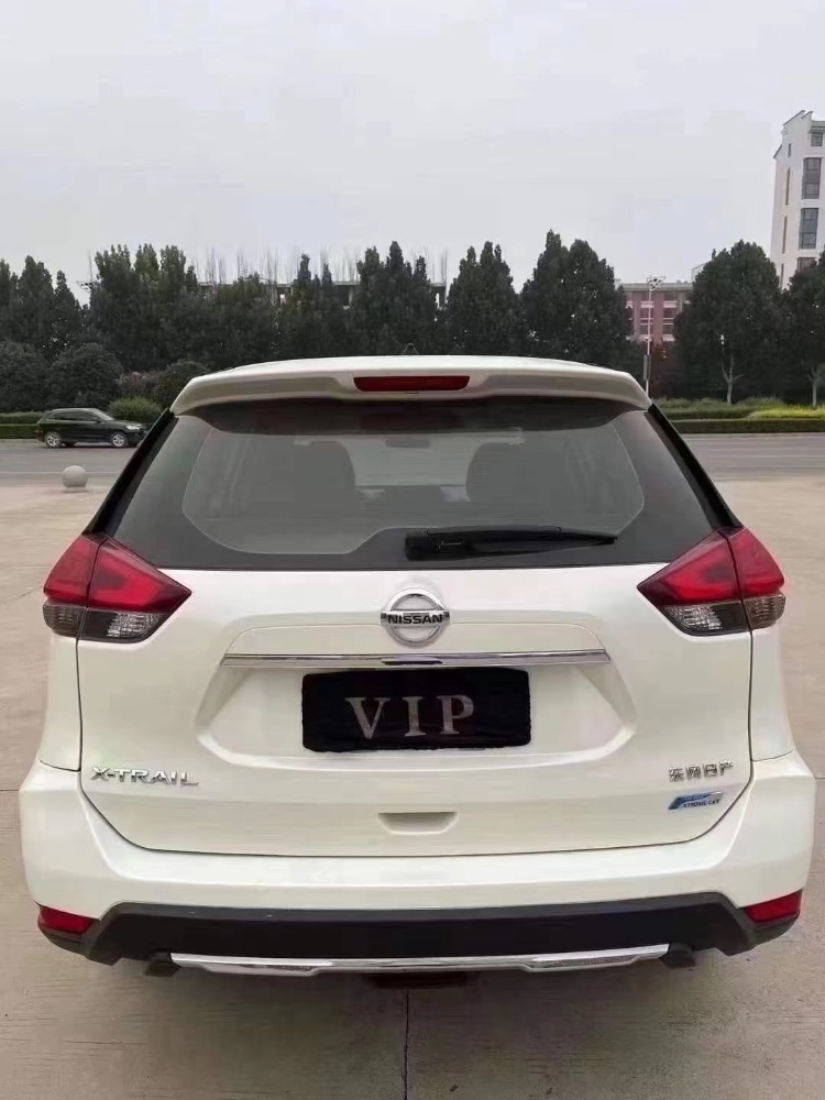 安陽19年日產奇駿4