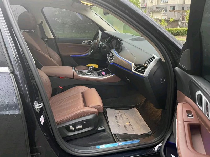 盐城21年宝马X59