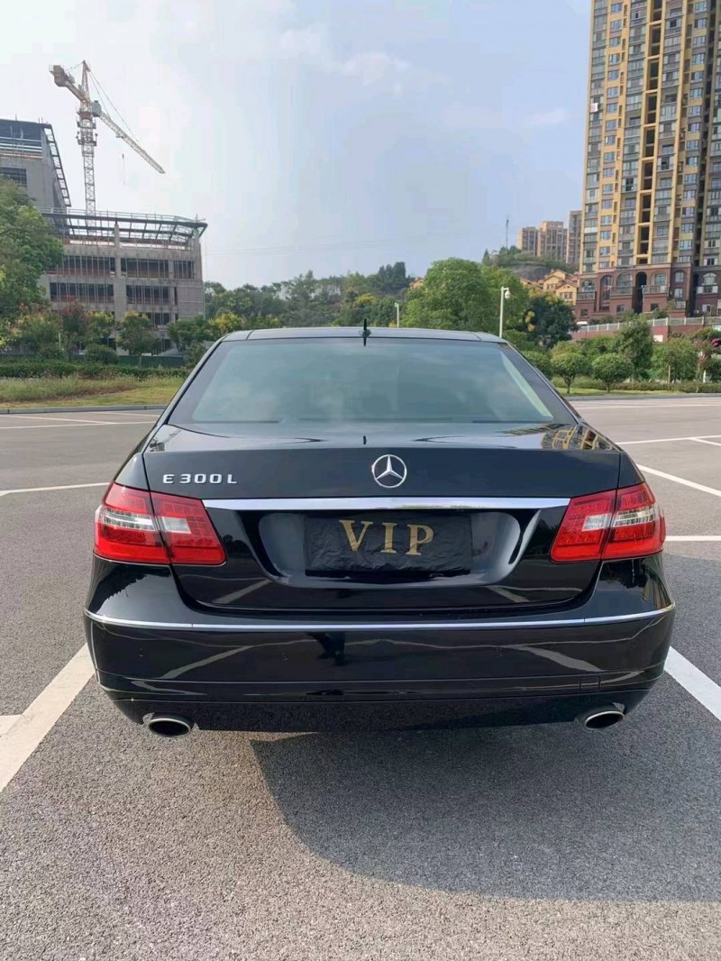 北京11年奔驰E7