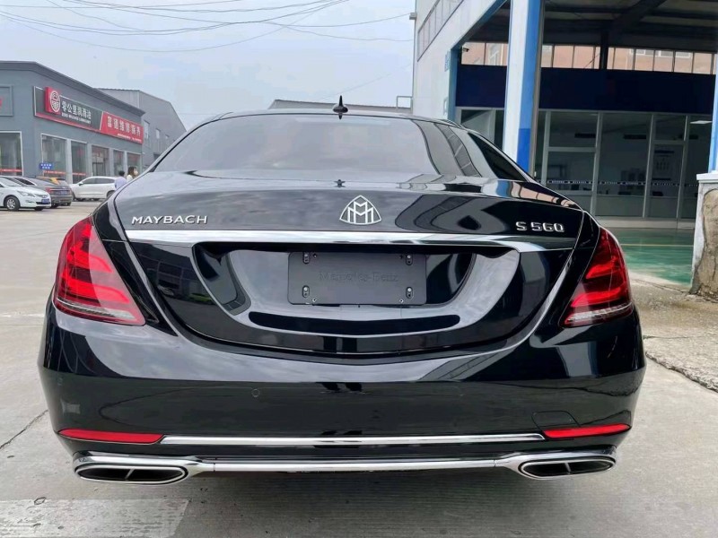 枣庄19年奔驰迈巴赫S级9