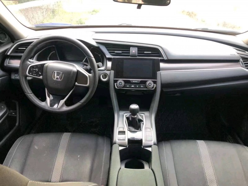 重庆19年本田思域7