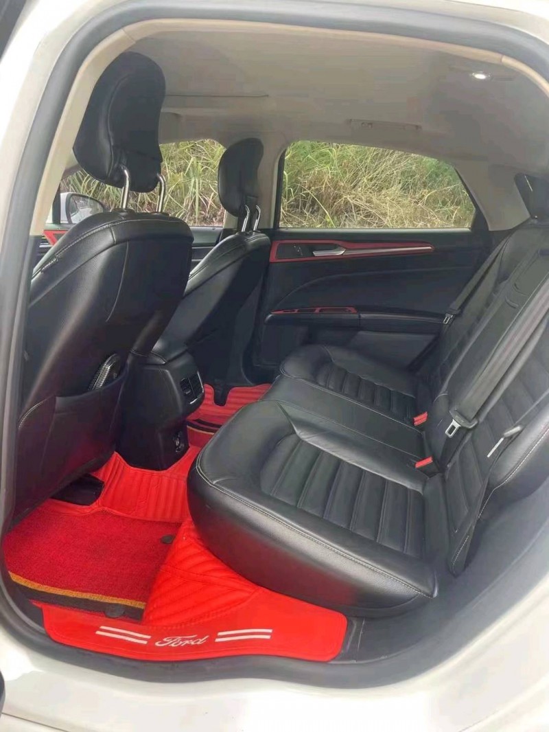 重庆17年福特蒙迪欧5