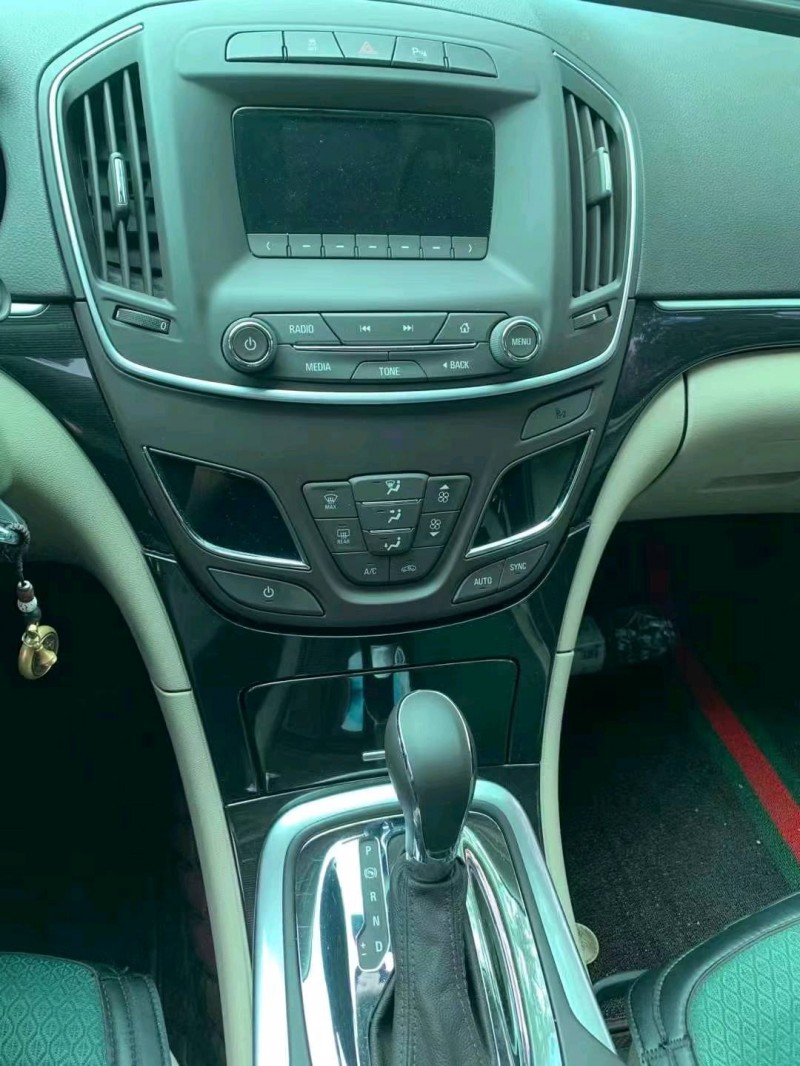 枣庄17年别克君威7