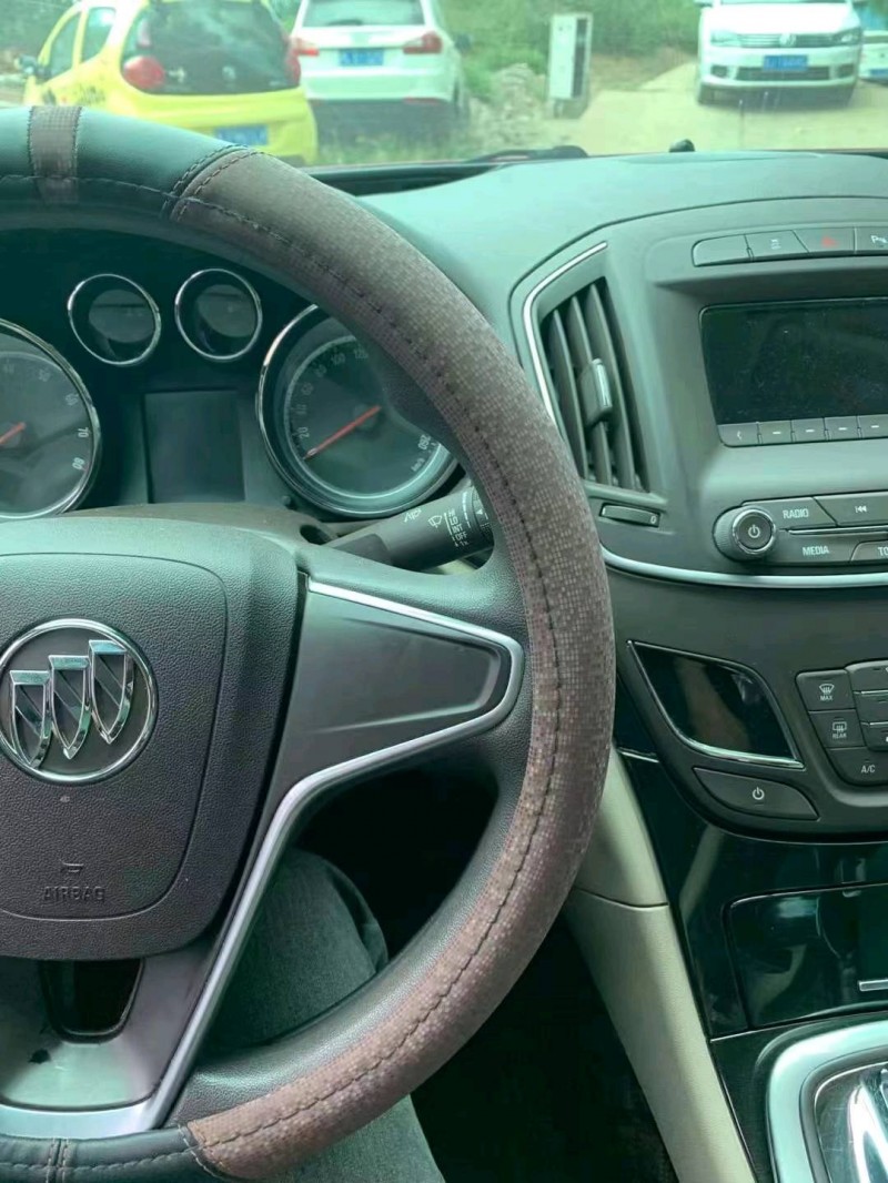 枣庄17年别克君威9