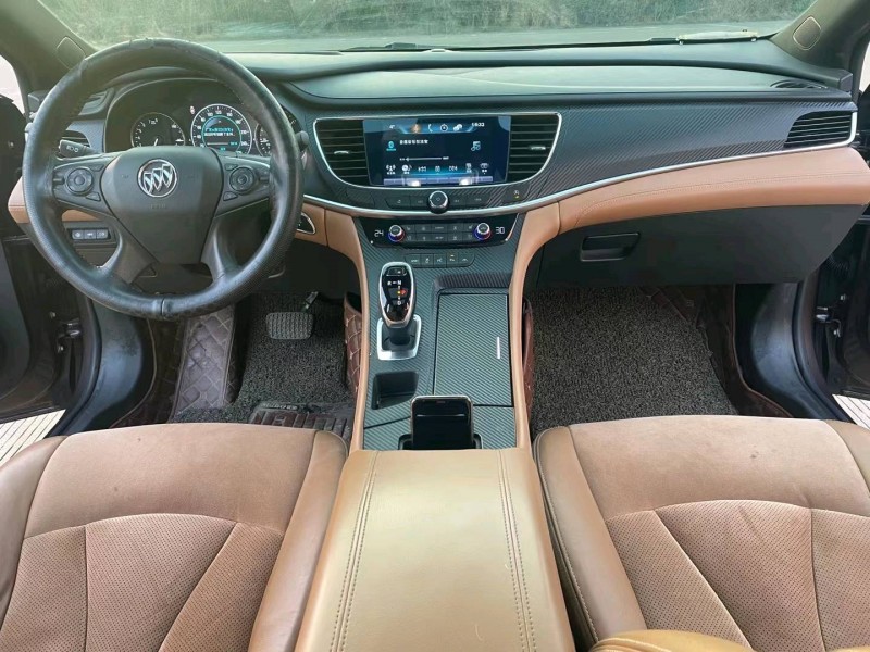 徐州16年别克君越7