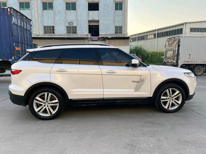 东莞18年众泰T7008