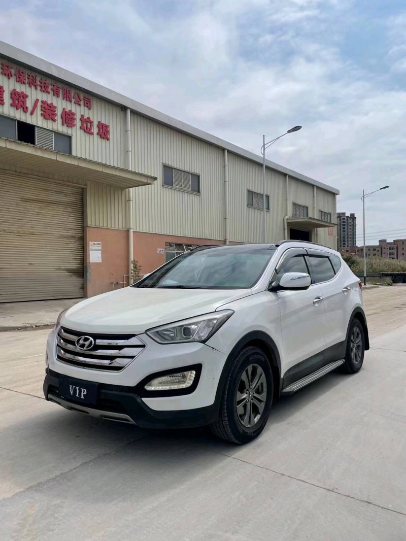 东莞13年现代全新胜达3