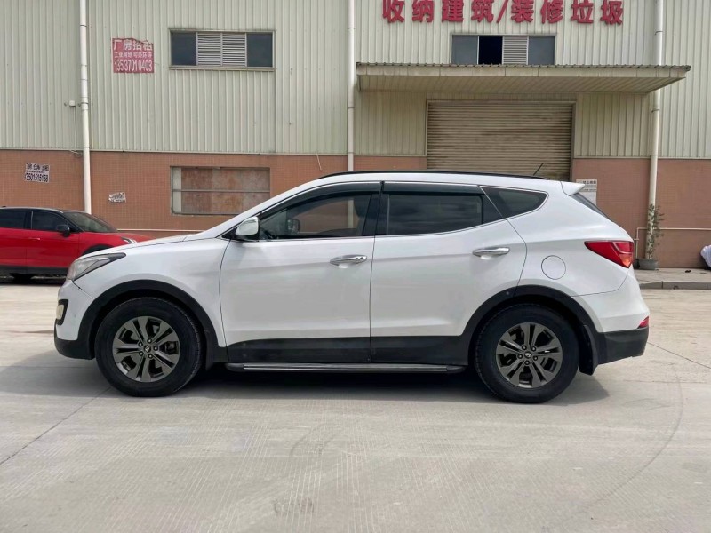 东莞13年现代全新胜达7