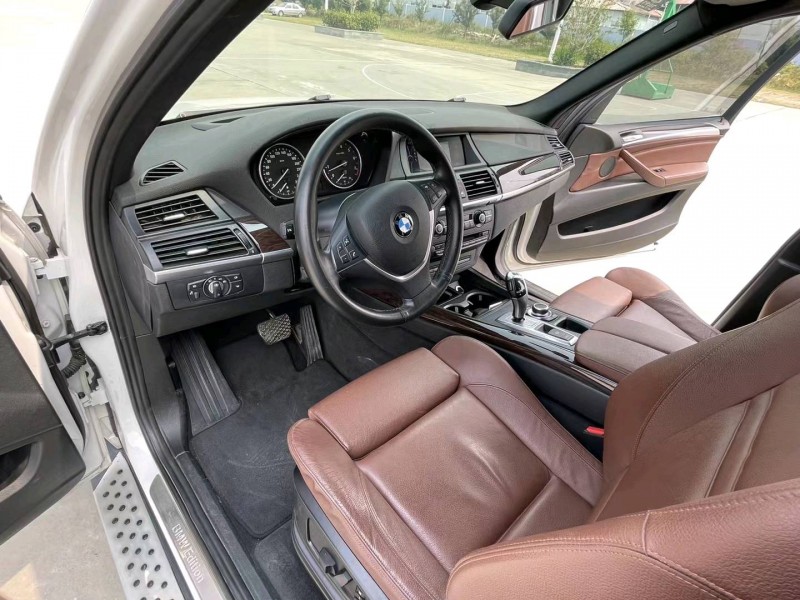 北京14年宝马X56