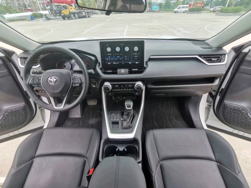 北京22年丰田威兰达7