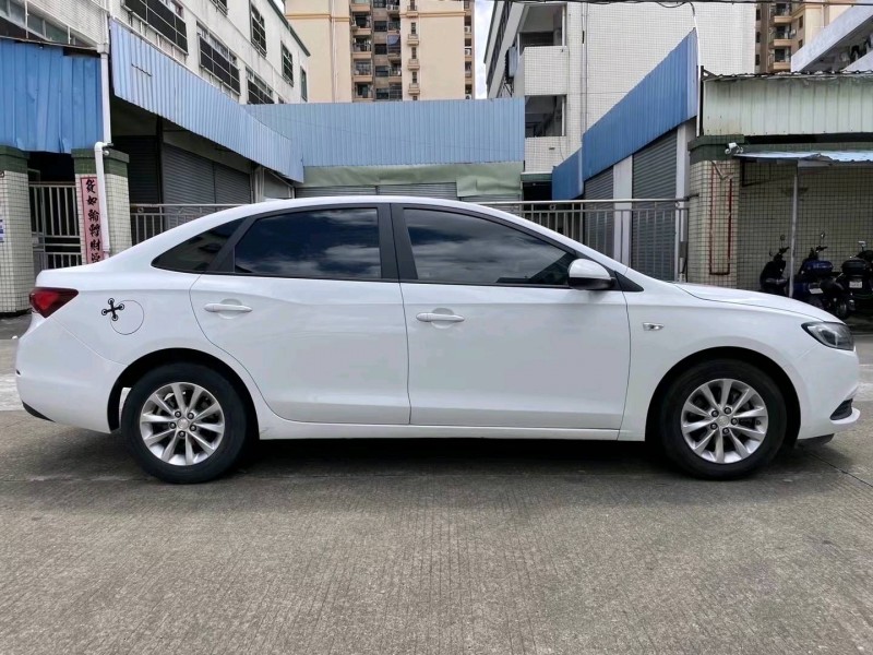 中山18年别克英朗2