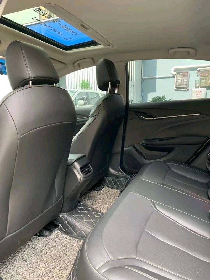 中山21年别克英朗7