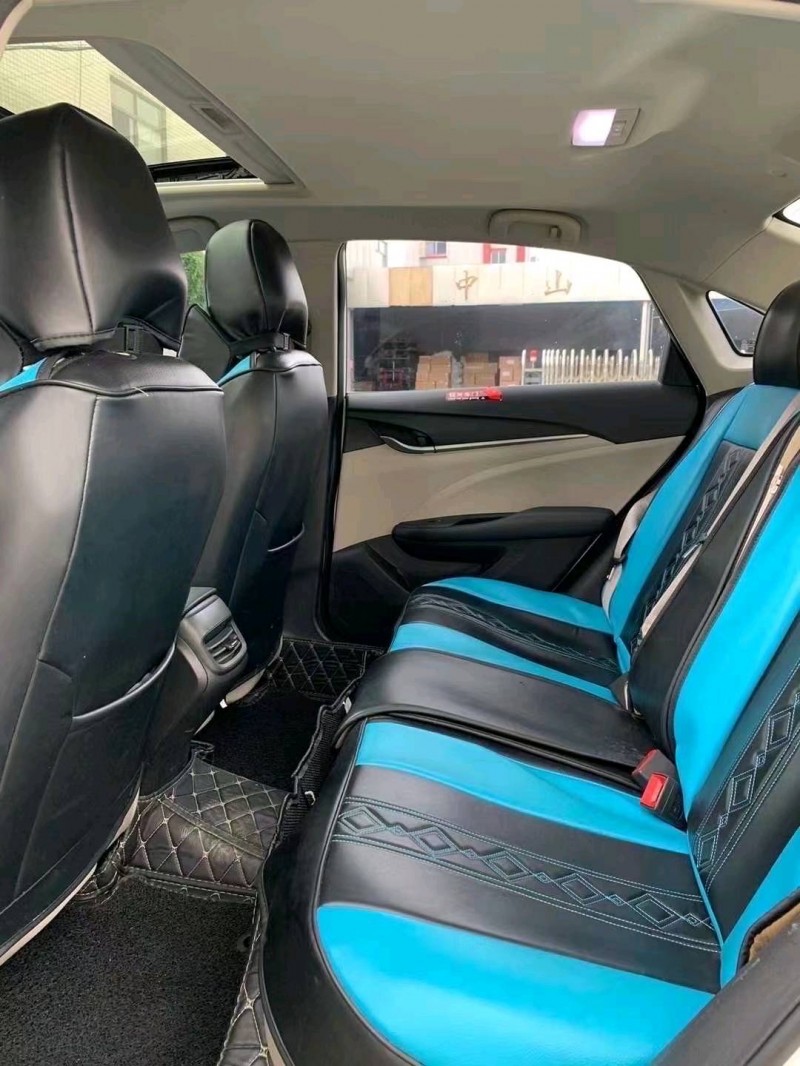 中山19年别克英朗7