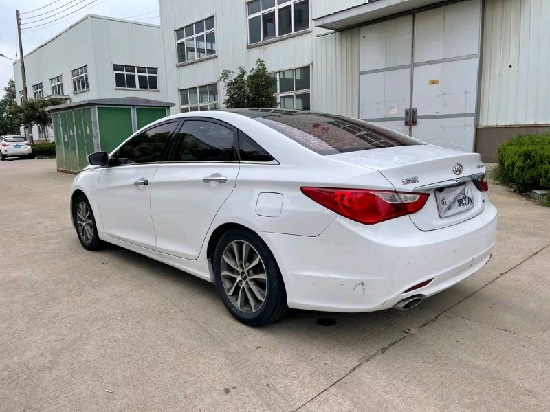 徐州14年现代索纳塔八8