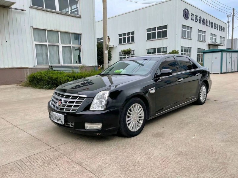 徐州12年凯迪拉克赛威8