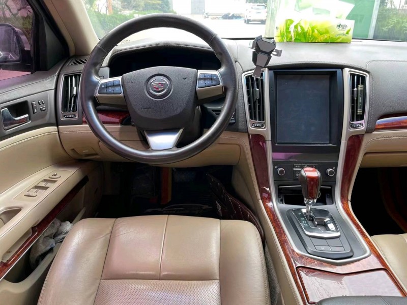 徐州12年凯迪拉克赛威6