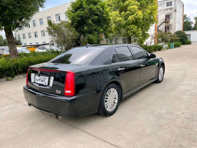 徐州12年凯迪拉克赛威3
