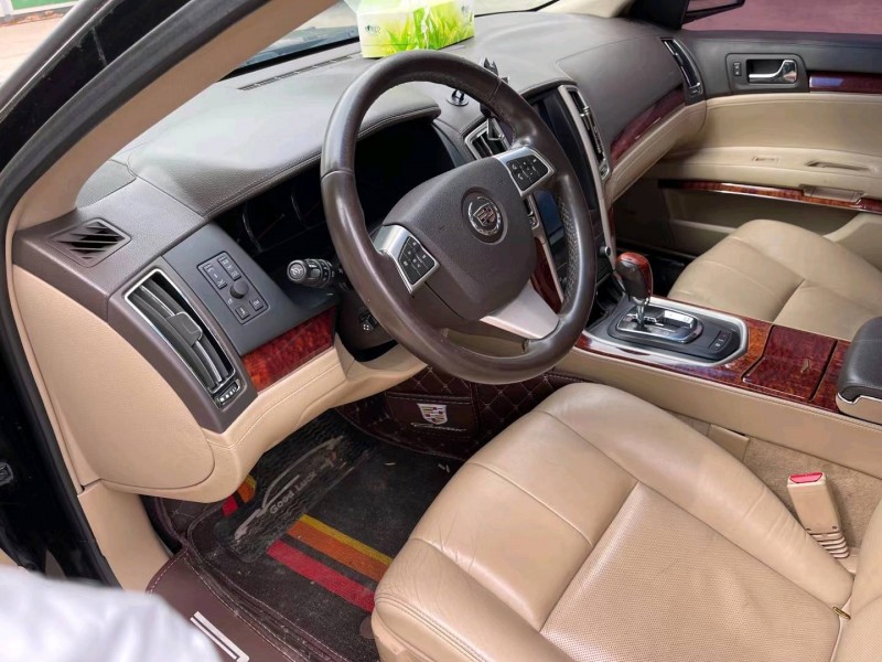 徐州12年凯迪拉克赛威4