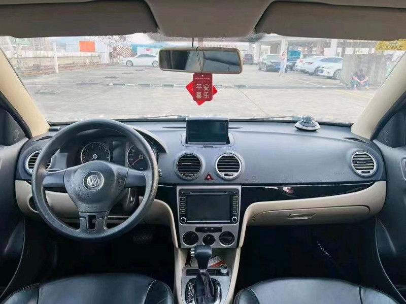 东莞11年大众朗逸5
