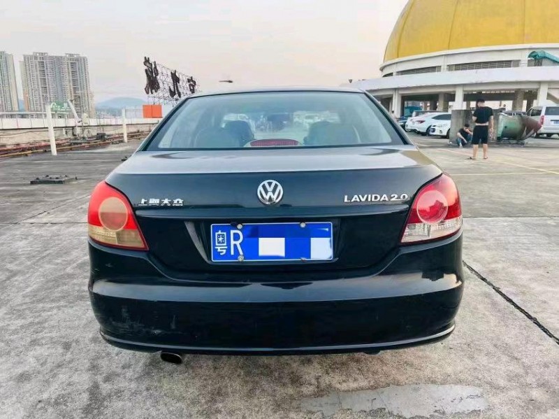 东莞11年大众朗逸9