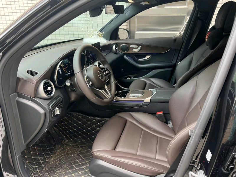 广州22年奔驰GLC3