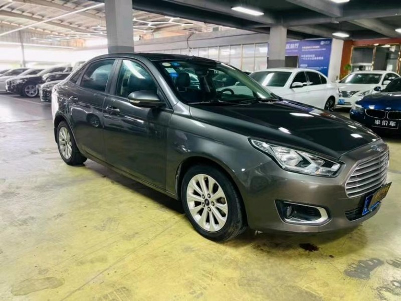 东莞15年福特福睿斯2