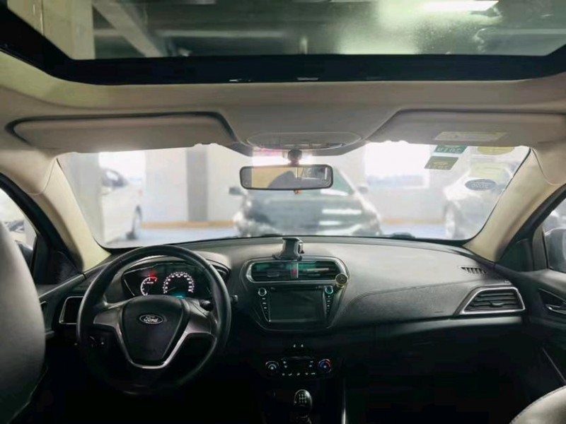 东莞15年福特福睿斯4