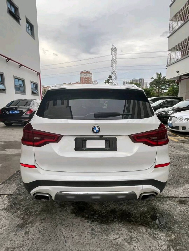 广州19年宝马X39