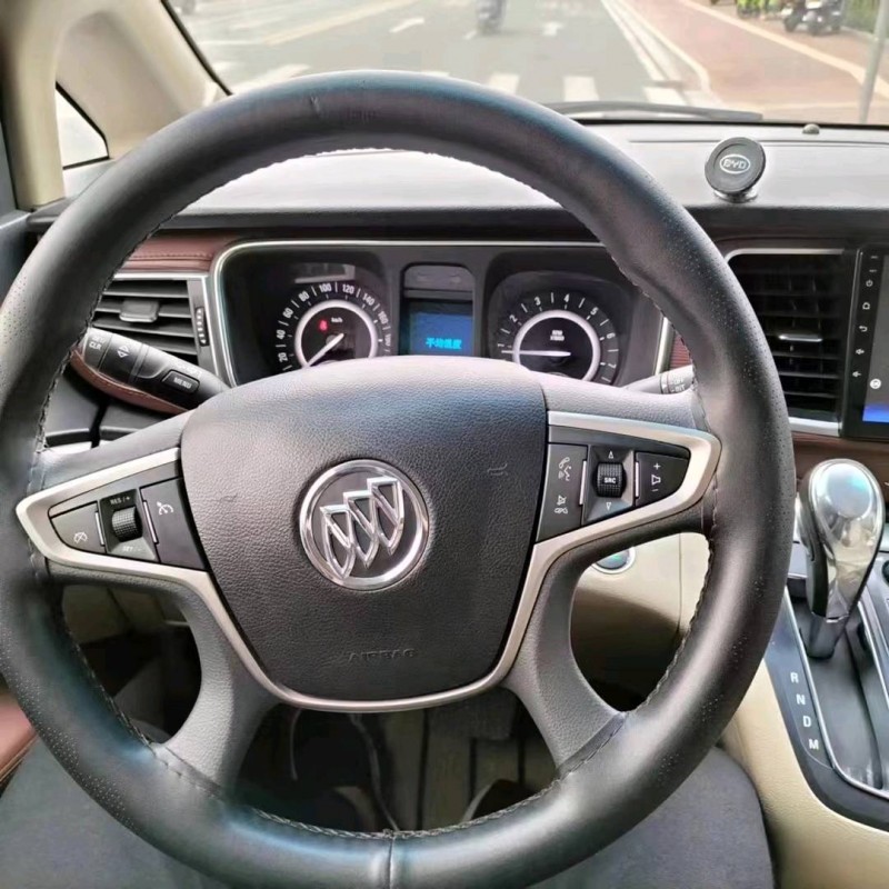 广州19年别克GL82