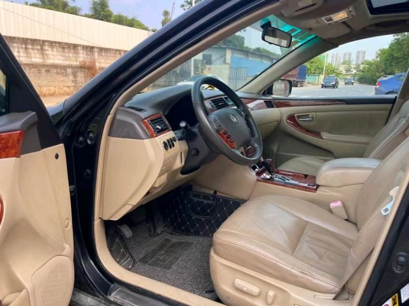 东莞05年丰田皇冠6