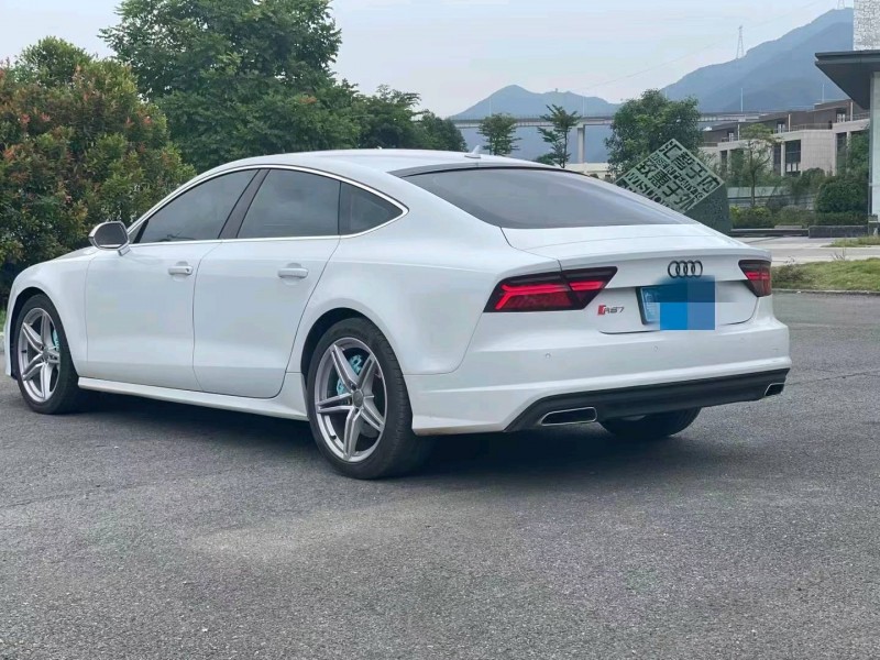 廣州17年奧迪A7L2