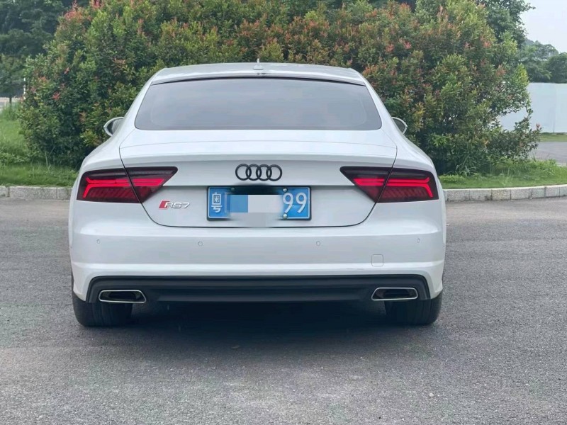 廣州17年奧迪A7L1