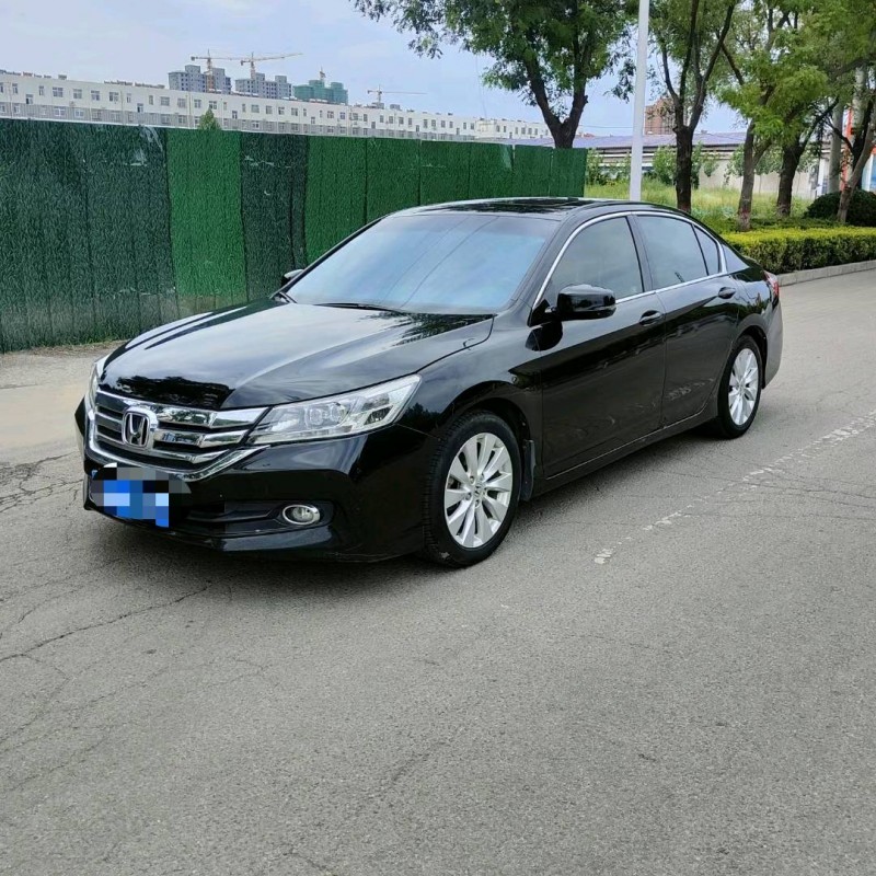 济南13年本田雅阁7