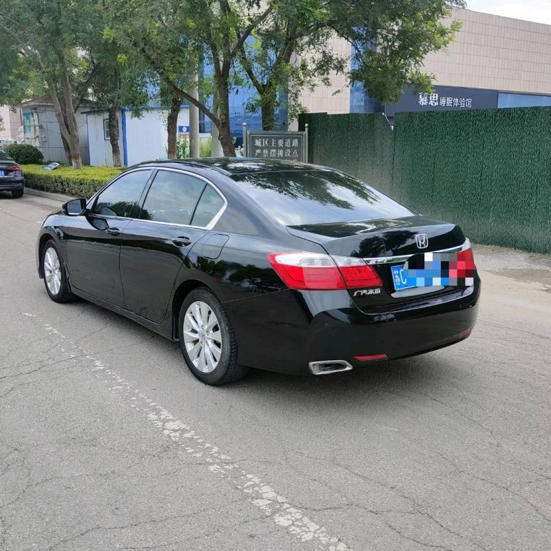 济南13年本田雅阁5