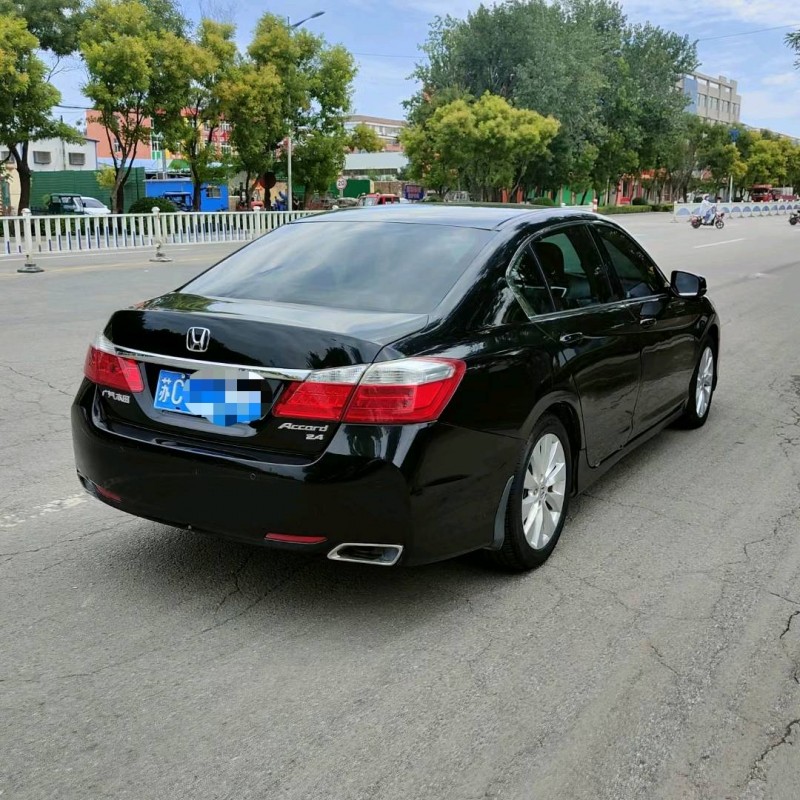 济南13年本田雅阁6