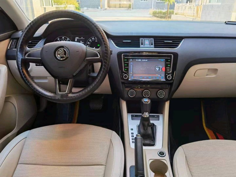 邢台16年斯柯达明锐4