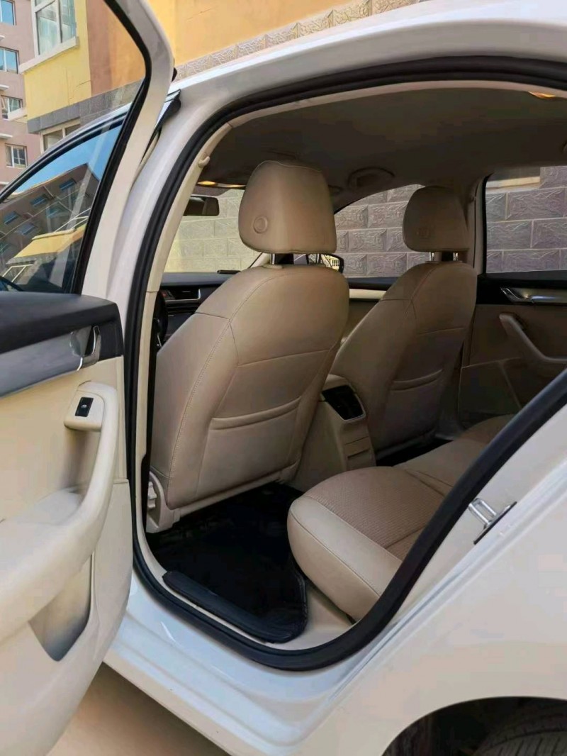 邢台16年斯柯达明锐5