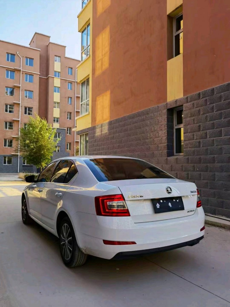 邢台16年斯柯达明锐9