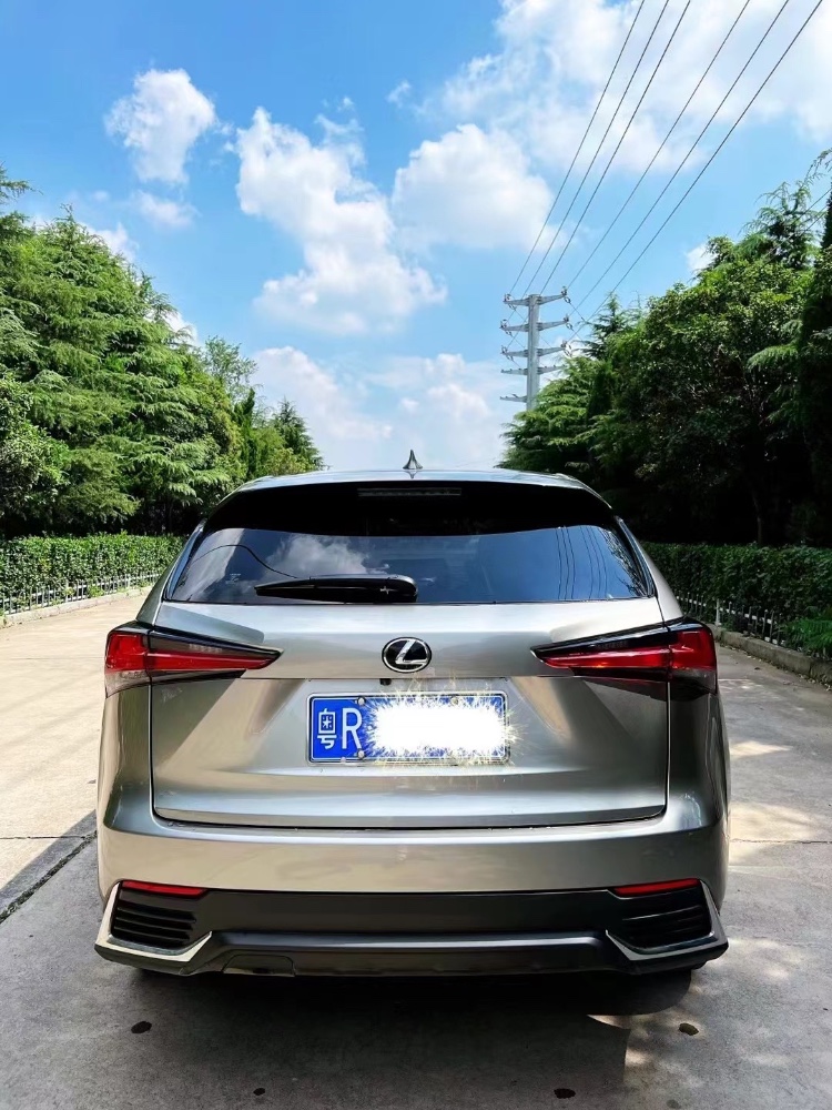 青岛21年雷克萨斯NX3