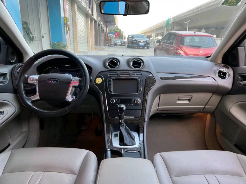 广州12年福特蒙迪欧-致胜4