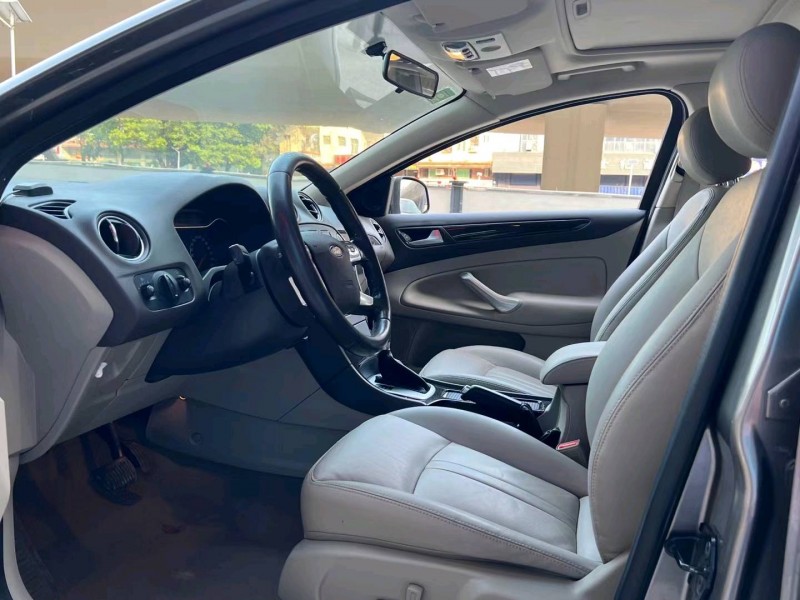 广州12年福特蒙迪欧-致胜5