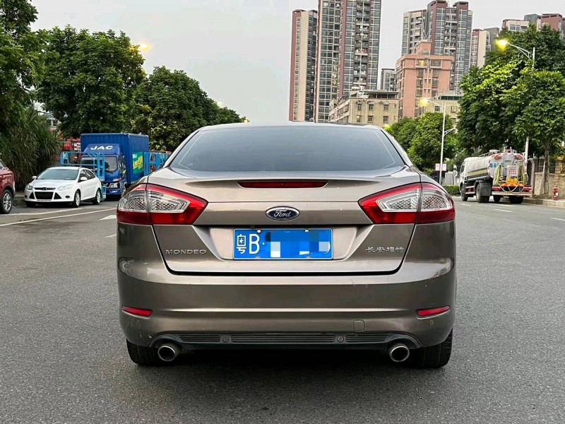 广州12年福特蒙迪欧-致胜9