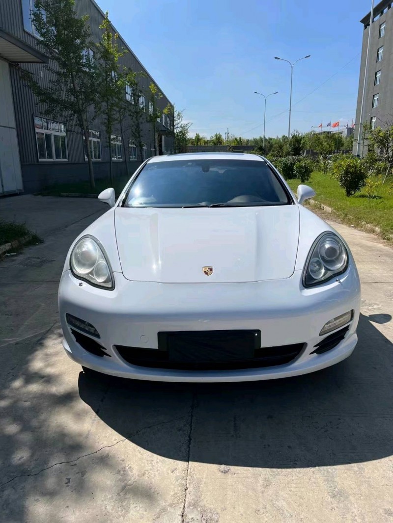 徐州10年保时捷帕拉梅拉1