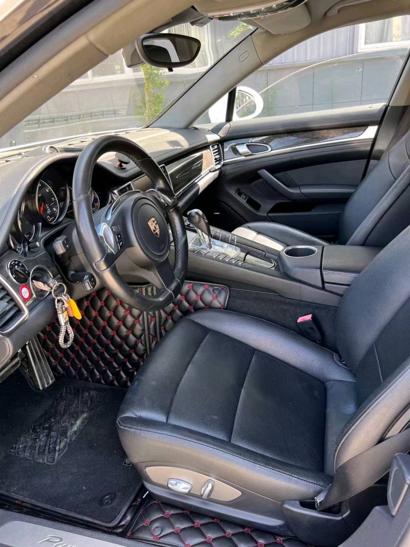 徐州10年保时捷帕拉梅拉7