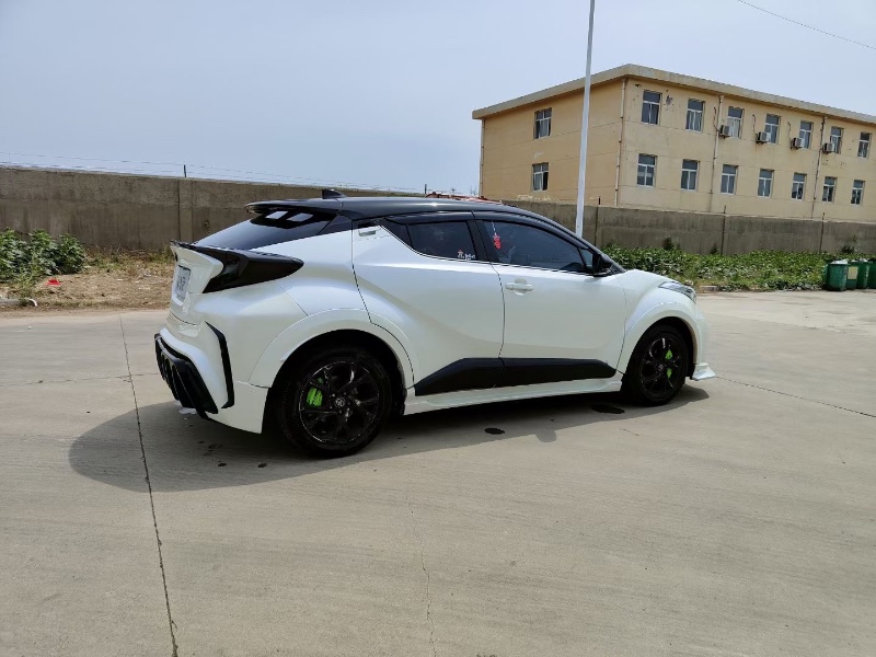 北京21年丰田CHR3