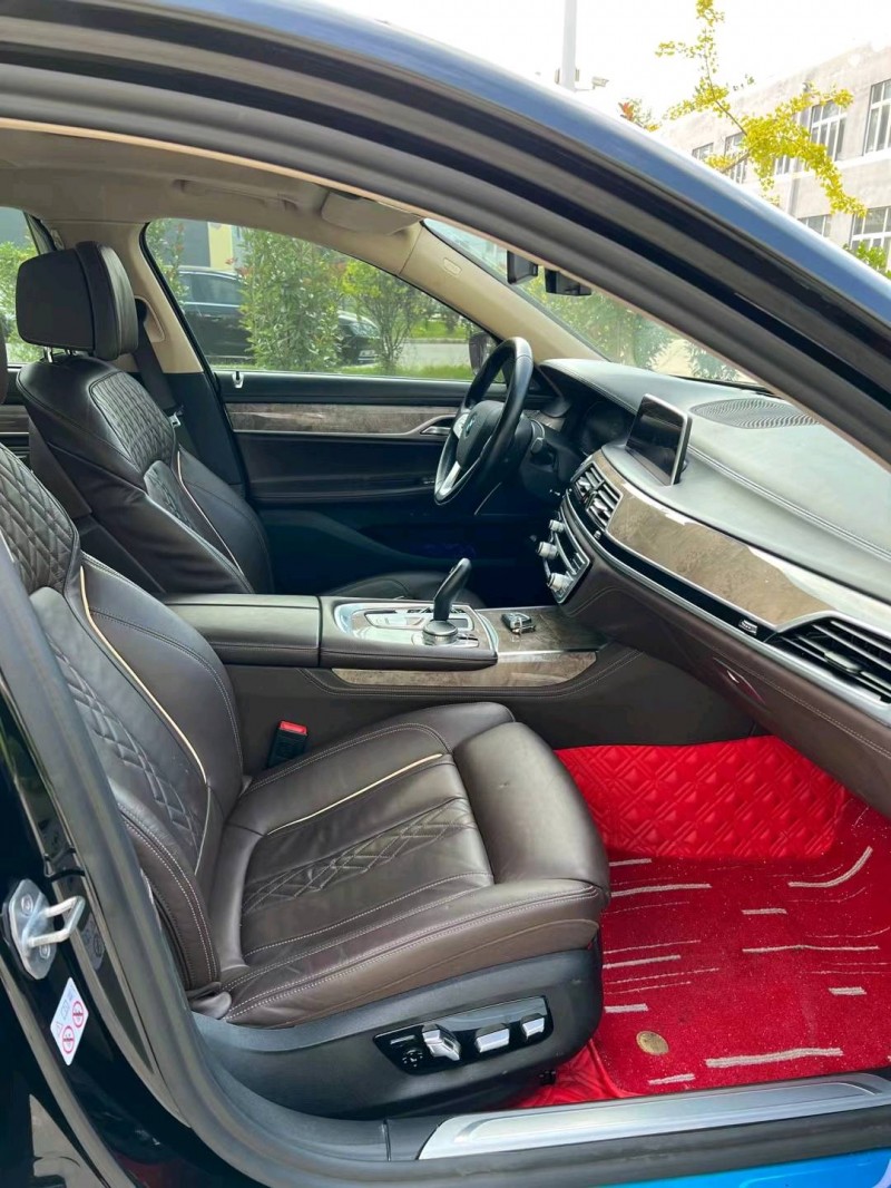 徐州20年宝马7系6