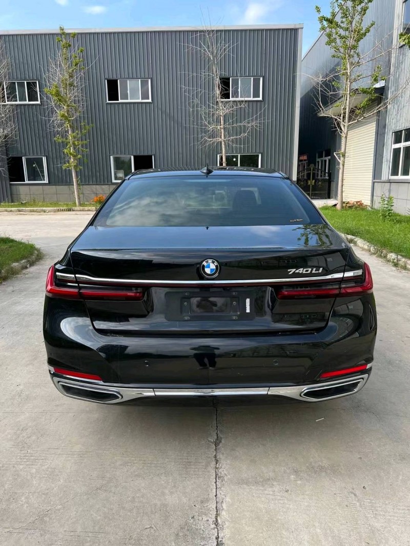 徐州20年宝马7系9